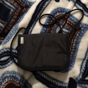 Eddie Bauer travel bag